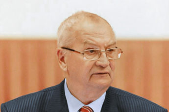 Евгений Ильюшкин
