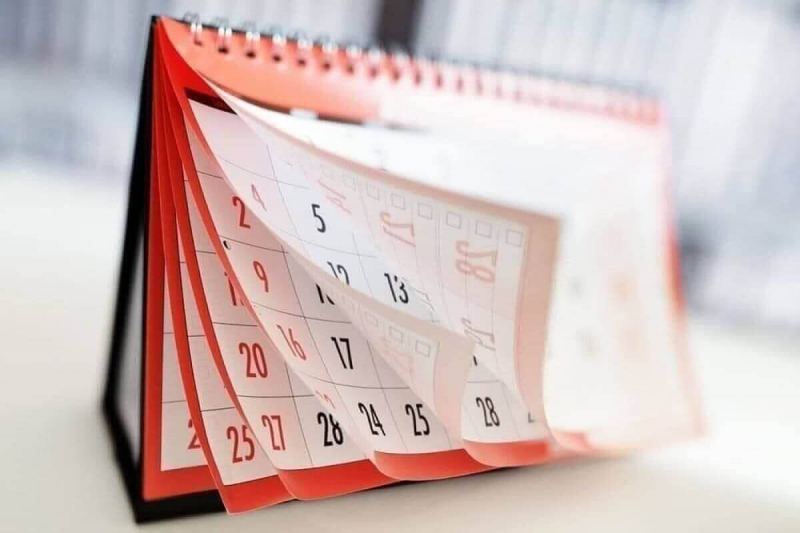 Как отдыхаем в 2022 году: производственный календарь новогодние майские праздники