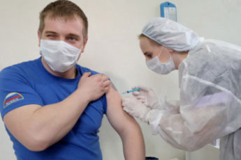 Когда пройдет вторая лотерея с призом 100 тысяч рублей среди вакцинированных от Ковида