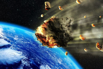 Падение метеорита в России засняли на видео очевидцы последние новости 2021