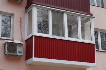 Будут ли штрафы за остекление балкона в России