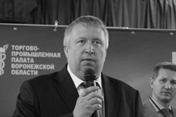 Юрий Гончаров