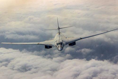 Sohu: пара российских бомбардировщиков Ту-160 пролетела рядом с Флоридой, «и ВВС США даже не попытались их перехватить»
