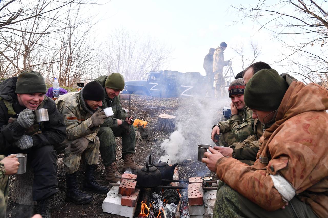 Сводки последнего часа. Российские военные на Украине. Война на Украине картинки. Война на Украине артиллерия.